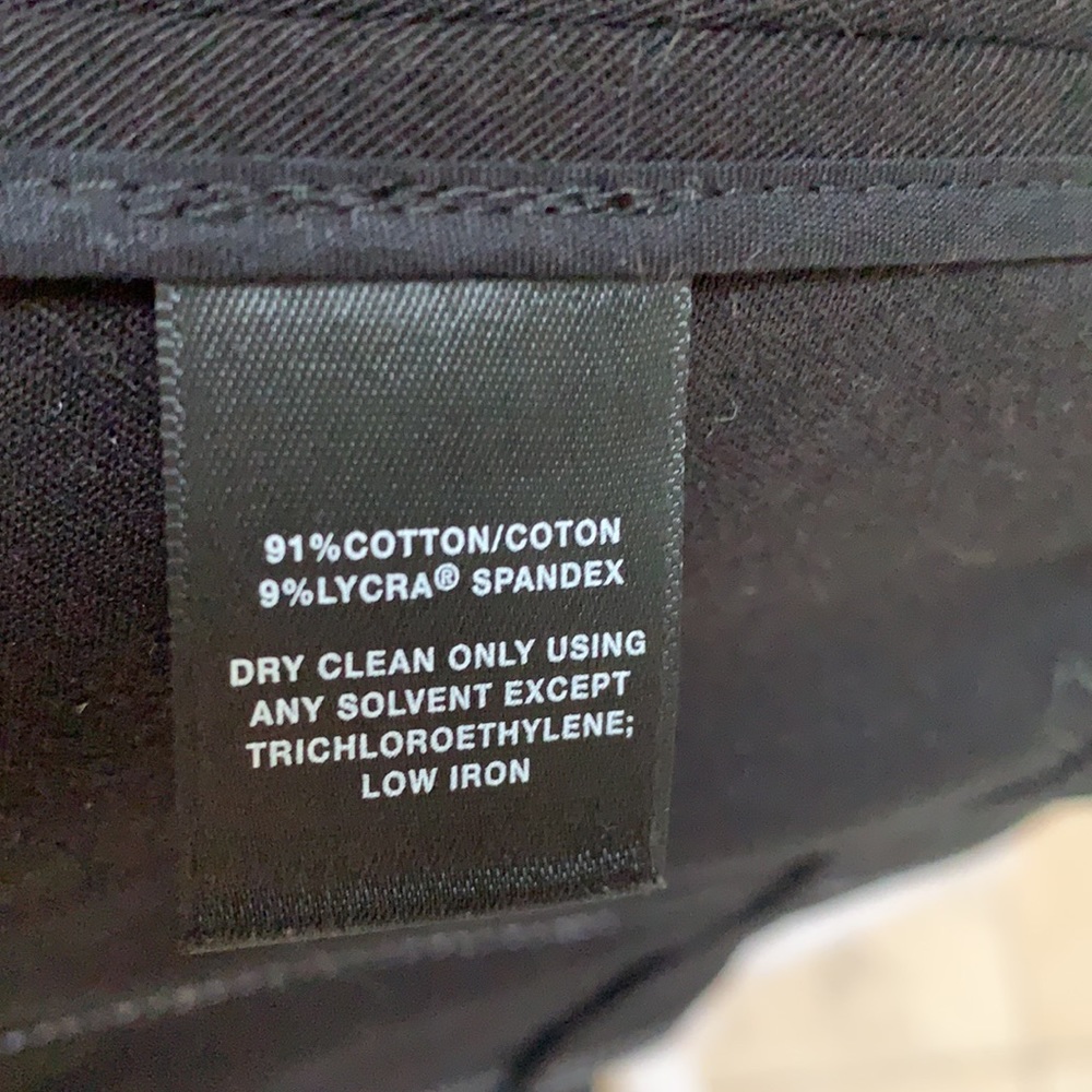 Lafayette 148 Black Zippered Blazer (Size 4P) - Picture 9 of 11